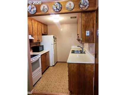 1363 Sallal Road Woodburn, OR 97071 - Photo 3 of 10 Gallery Image 3