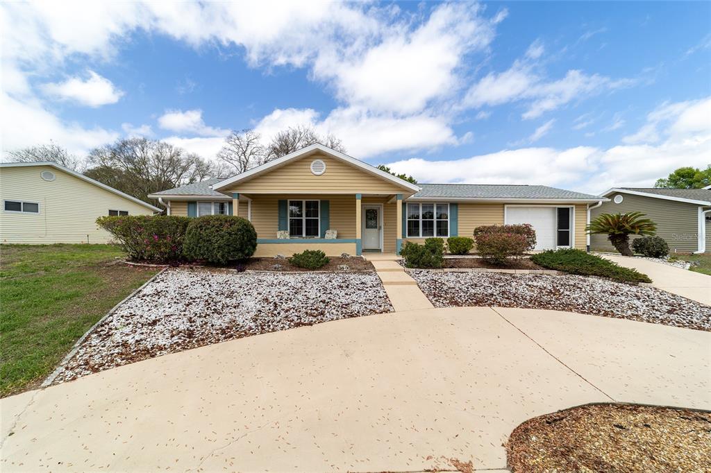 10806 Southwest 81st Court Road Ocala, FL 34481 - Photo 1 of 53