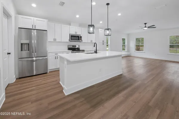 $265,000 | 1264 Coral Farms Road, Florahome, FL 32140