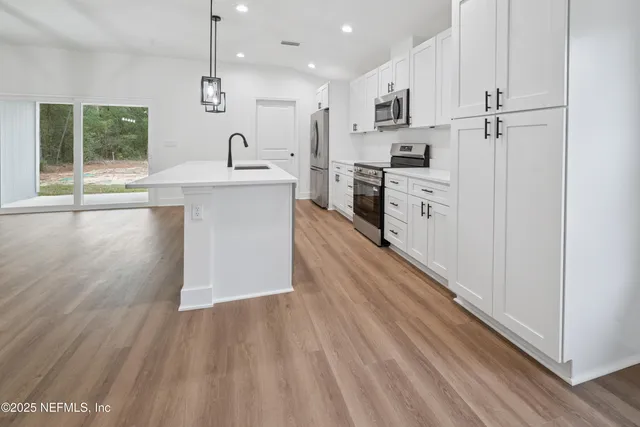 $283,500 | 1264 Coral Farms Road, Florahome, FL 32140