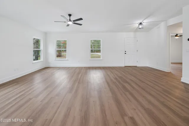 $283,500 | 1264 Coral Farms Road, Florahome, FL 32140