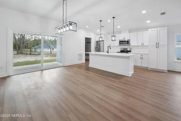 $265,000 | 1264 Coral Farms Road, Florahome, FL 32140