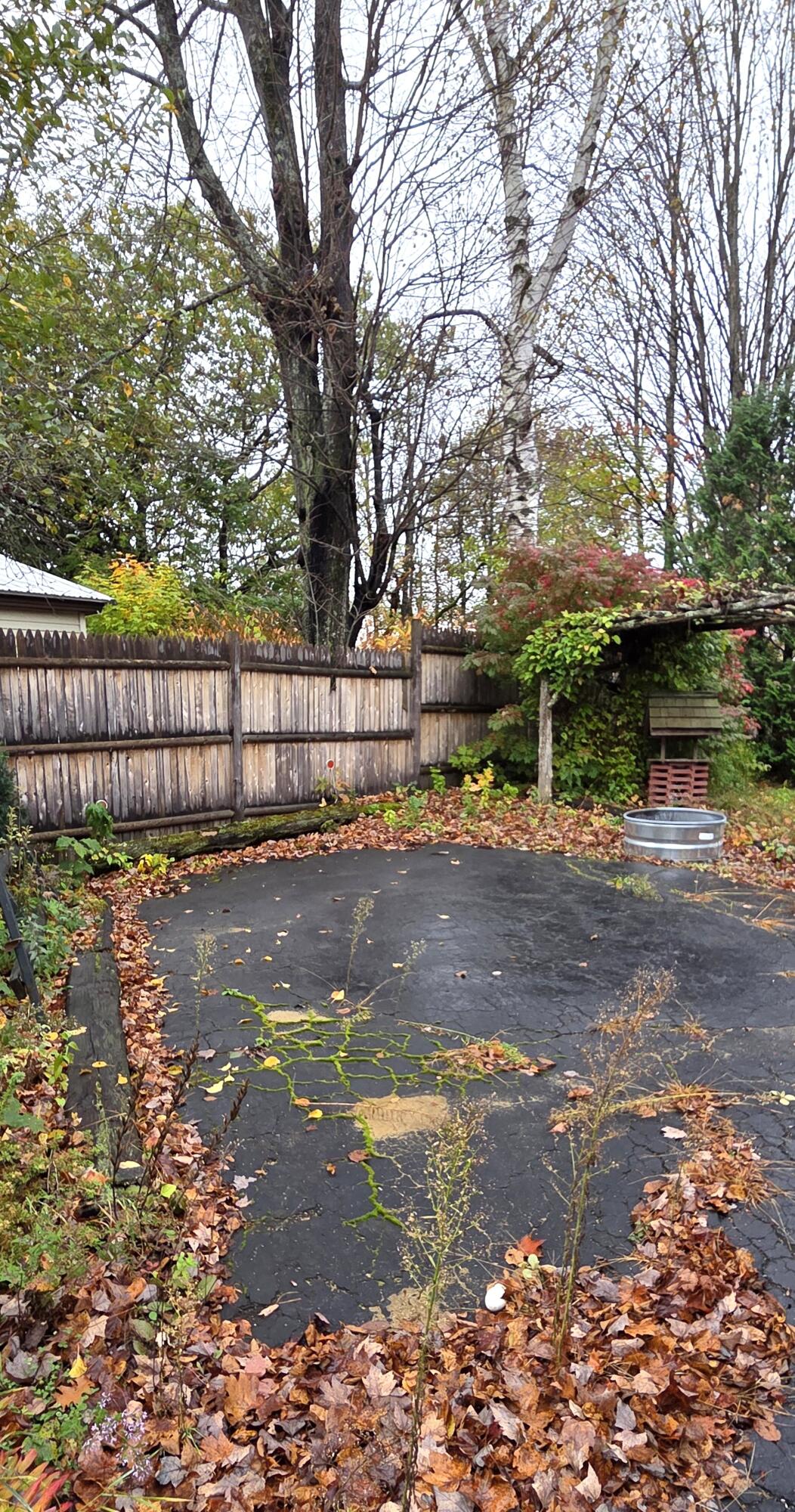 65 Middle Avenue Mexico, ME 04257 - Photo 33 of 37 Turn around area on left side