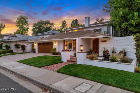 $1,945,000 | 31935 Kingspark Court, Westlake Village, CA 91361