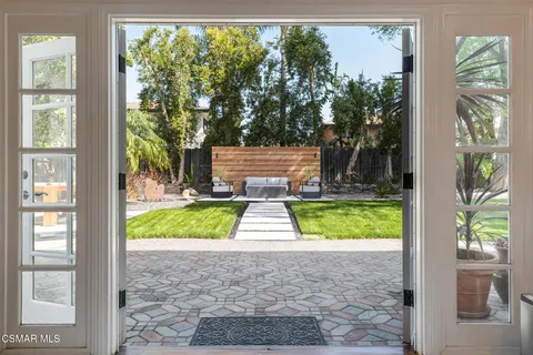 $1,945,000 | 31935 Kingspark Court, Westlake Village, CA 91361