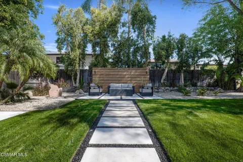 $1,945,000 | 31935 Kingspark Court, Westlake Village, CA 91361