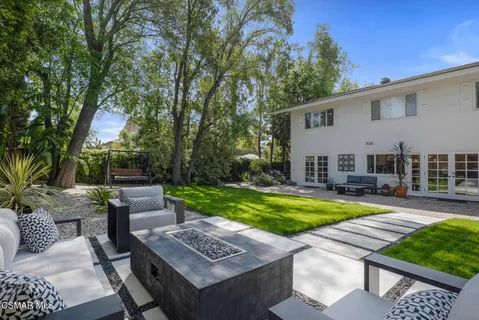 $1,945,000 | 31935 Kingspark Court, Westlake Village, CA 91361