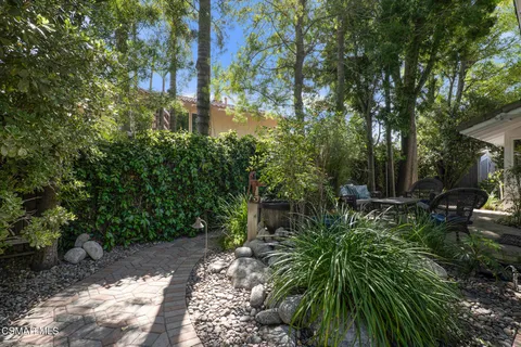 $1,945,000 | 31935 Kingspark Court, Westlake Village, CA 91361