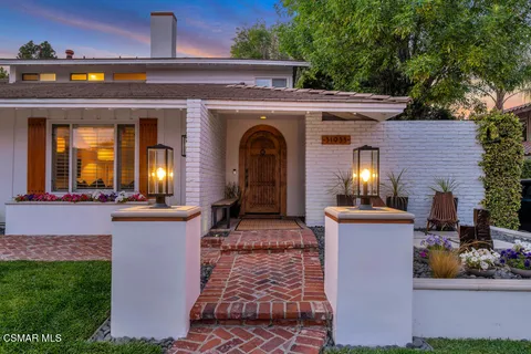 $1,945,000 | 31935 Kingspark Court, Westlake Village, CA 91361