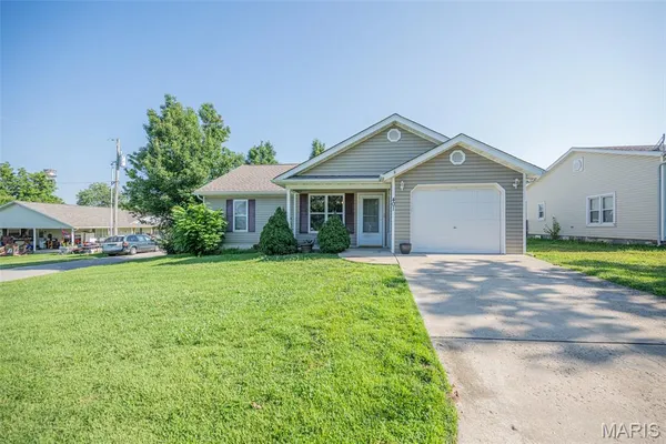 $200,000 | 401 East Fifth Street, Belle, MO 65013