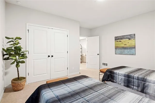 $502,000 | 17394 South Raintree Drive, Unit BLDG I 33, Olathe, KS 66062