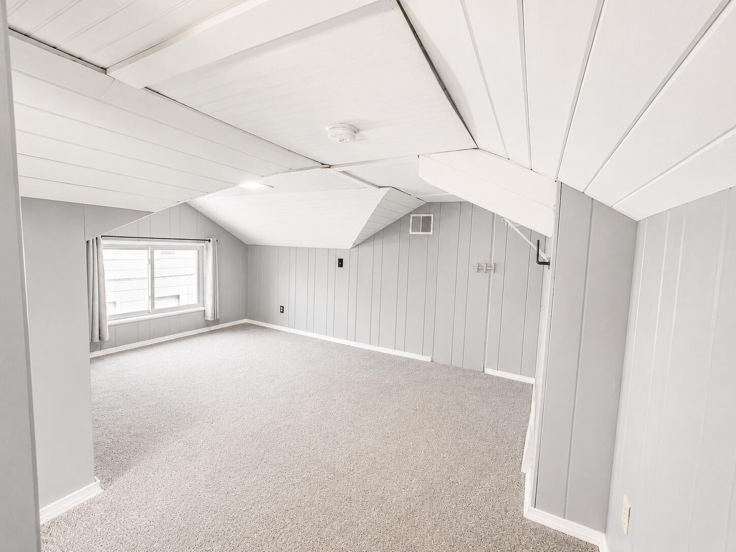 1525 Arthur Avenue Racine, WI 53405 - Photo 10 of 15 Upstairs 2