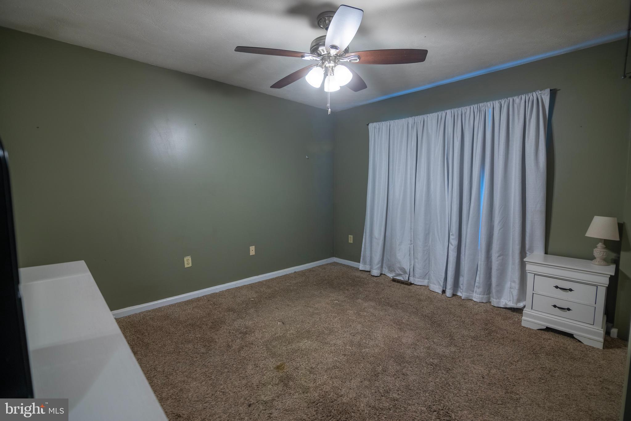 185 Elfner Road Red Lion, PA 17356 - Photo 21 of 34 a view of a livingroom with a fan