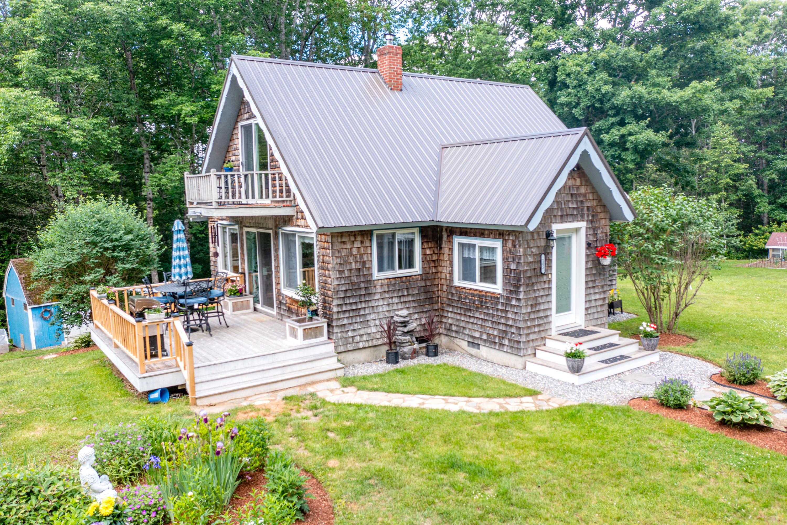 105 Perry Greene Hill Road Waldoboro, ME 04572 - Photo 4 of 61 front of the house