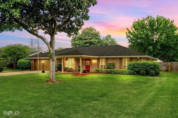 $305,000 | 203 Kensington Avenue, Bossier City, LA 71111