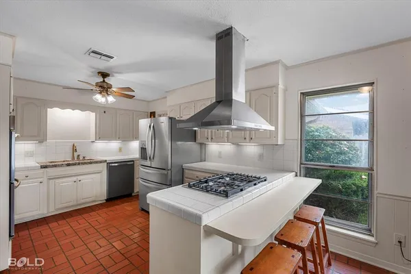 $305,000 | 203 Kensington Avenue, Bossier City, LA 71111