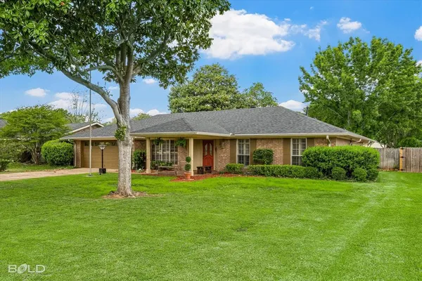 $305,000 | 203 Kensington Avenue, Bossier City, LA 71111