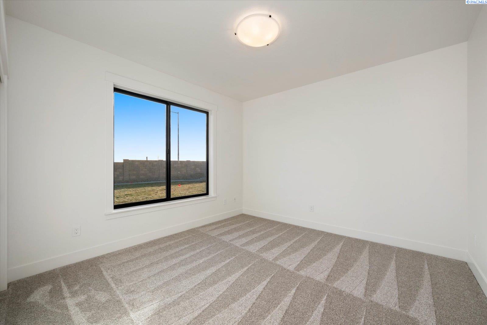 8102 Harvest Ridge Loop Kennewick, WA 99338 - Photo 21 of 48 Gallery Image 21