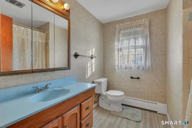 $399,900 | 134 Whitehall Drive, East Hartford, CT 06118