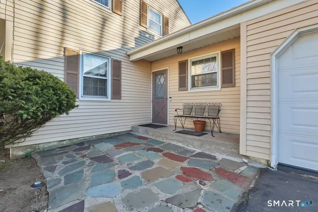 $399,900 | 134 Whitehall Drive, East Hartford, CT 06118