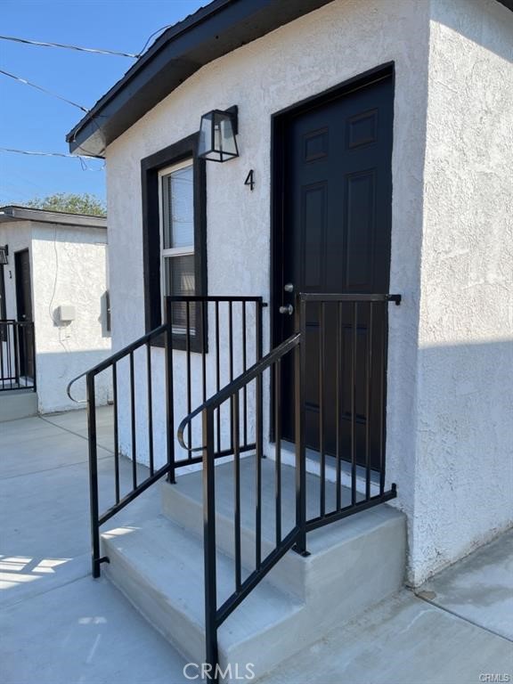 10098 Campbell Avenue, Unit 4 Riverside, CA 92503 - Photo 3 of 17