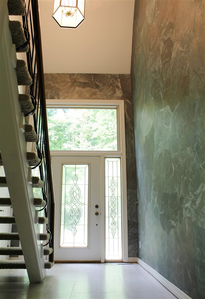 2321 Stonington Road Fort Wayne, IN 46845 - Photo 3 of 31 Gallery Image 3