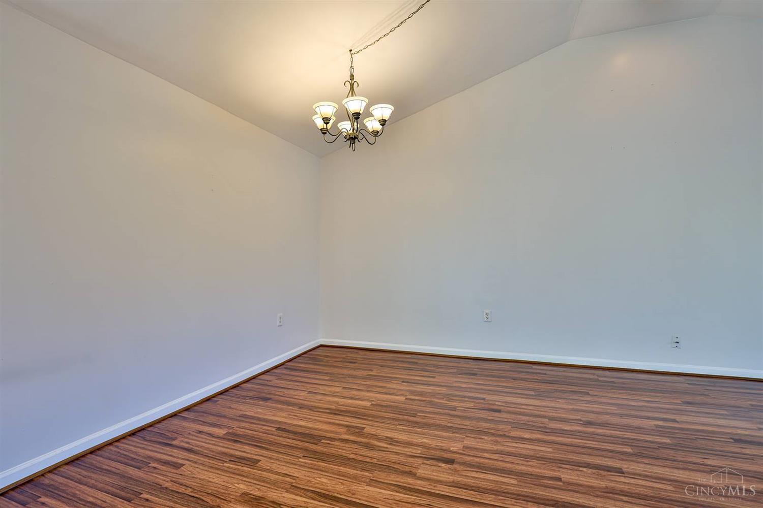 6832 Butler Warren Road Mason, OH 45040 - Photo 6 of 35 Gallery Image 6