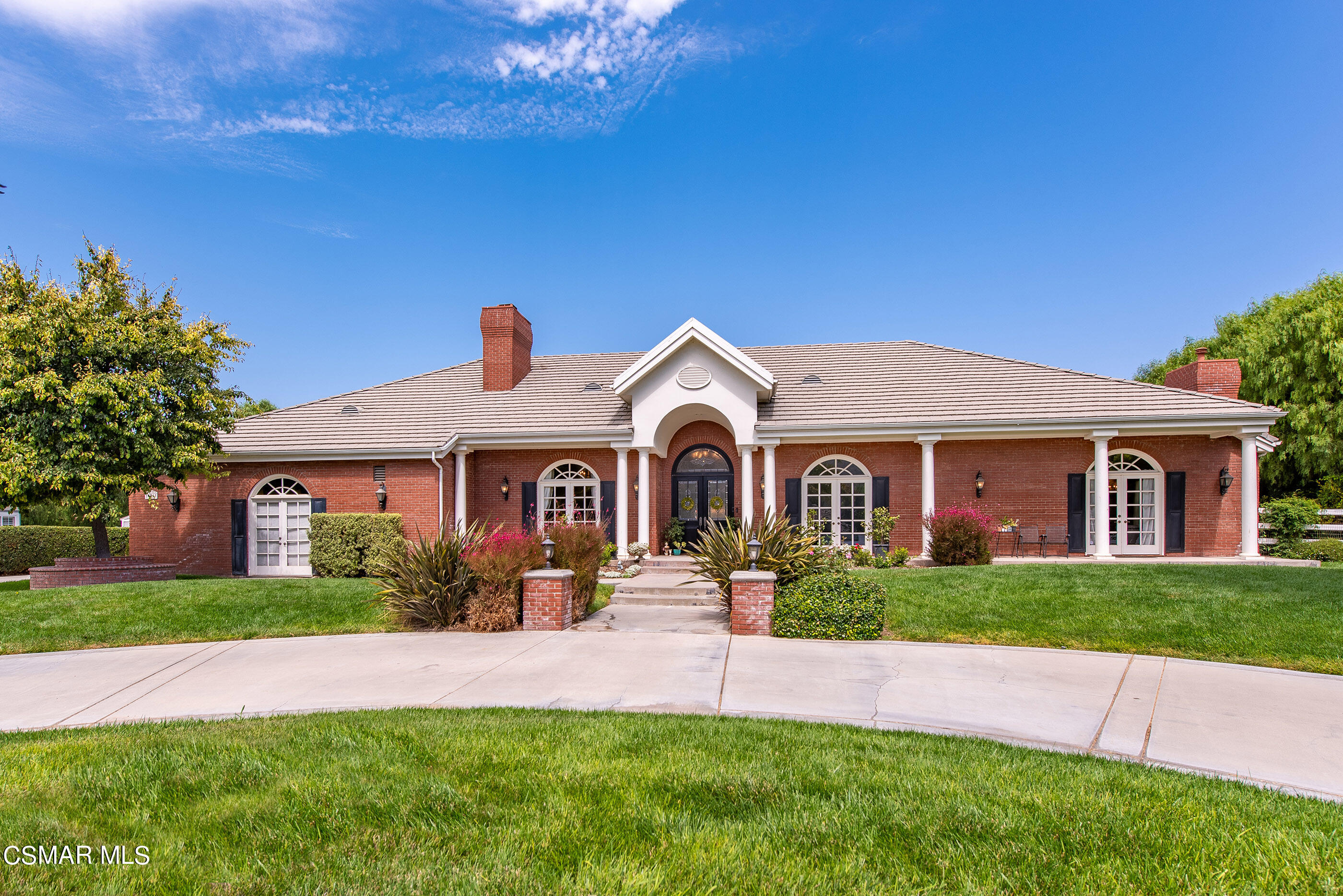 11061 Red Barn Road Camarillo, CA 93012 - Photo 2 of 63 11061 Red Barn Rd Santa Rosa Valley-7