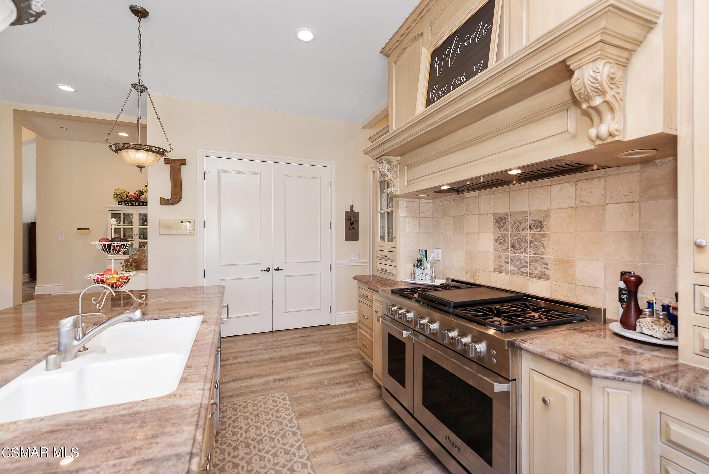 11061 Red Barn Road Camarillo, CA 93012 - Photo 13 of 63 11061 Red Barn Rd Santa Rosa Valley-38