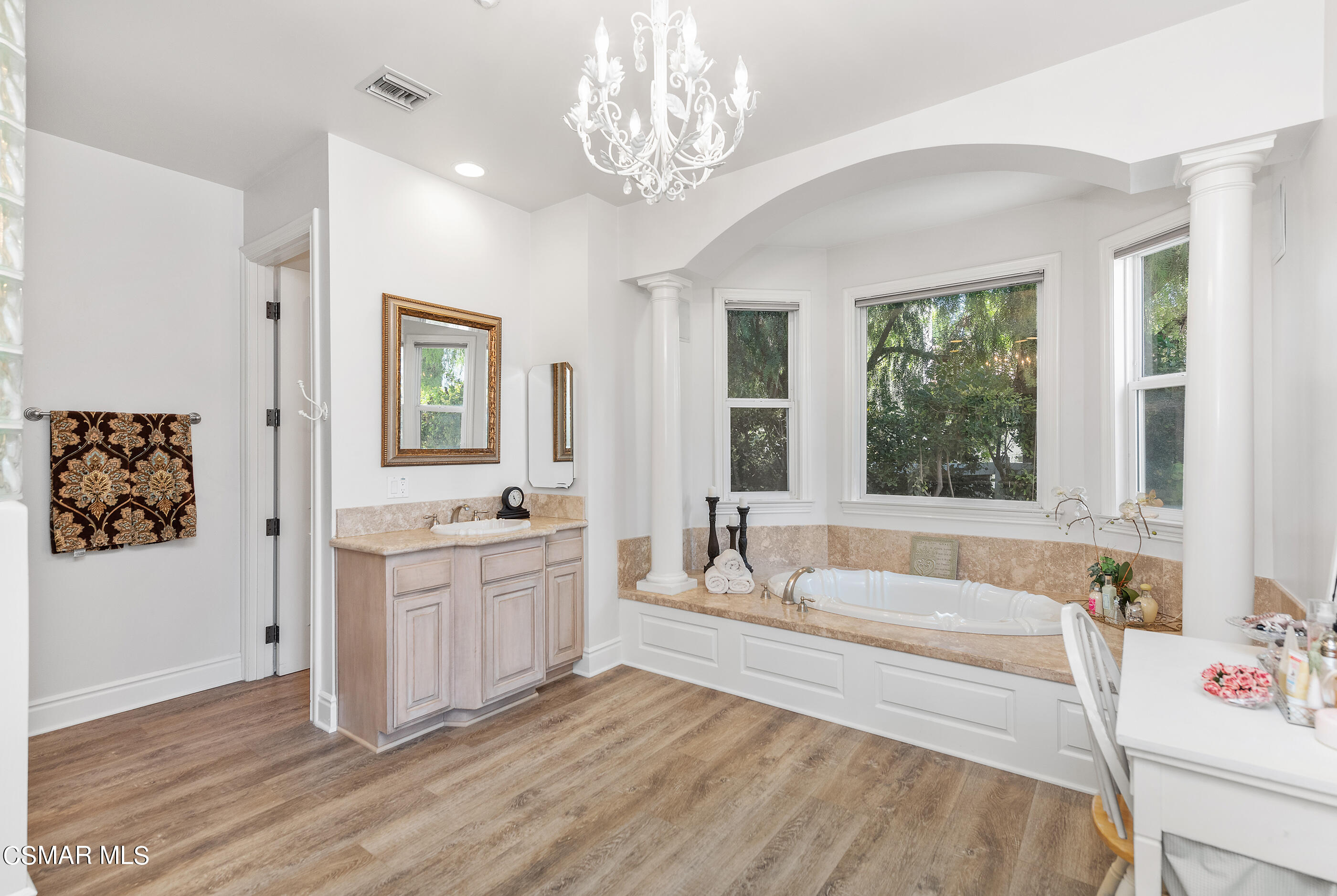 11061 Red Barn Road Camarillo, CA 93012 - Photo 32 of 63 11061 Red Barn Rd Santa Rosa Valley-53