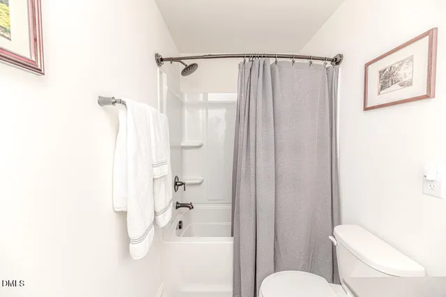 $498,000 | 208 Golden Gate Lane, Chapel Hill, NC 27516