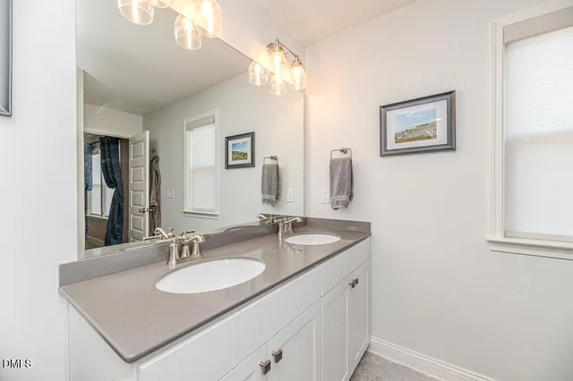 $498,000 | 208 Golden Gate Lane, Chapel Hill, NC 27516