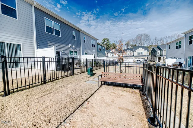 $498,000 | 208 Golden Gate Lane, Chapel Hill, NC 27516