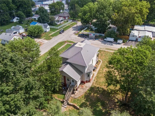 $290,000 | 300 South Lexington Street, Holden, MO 64040