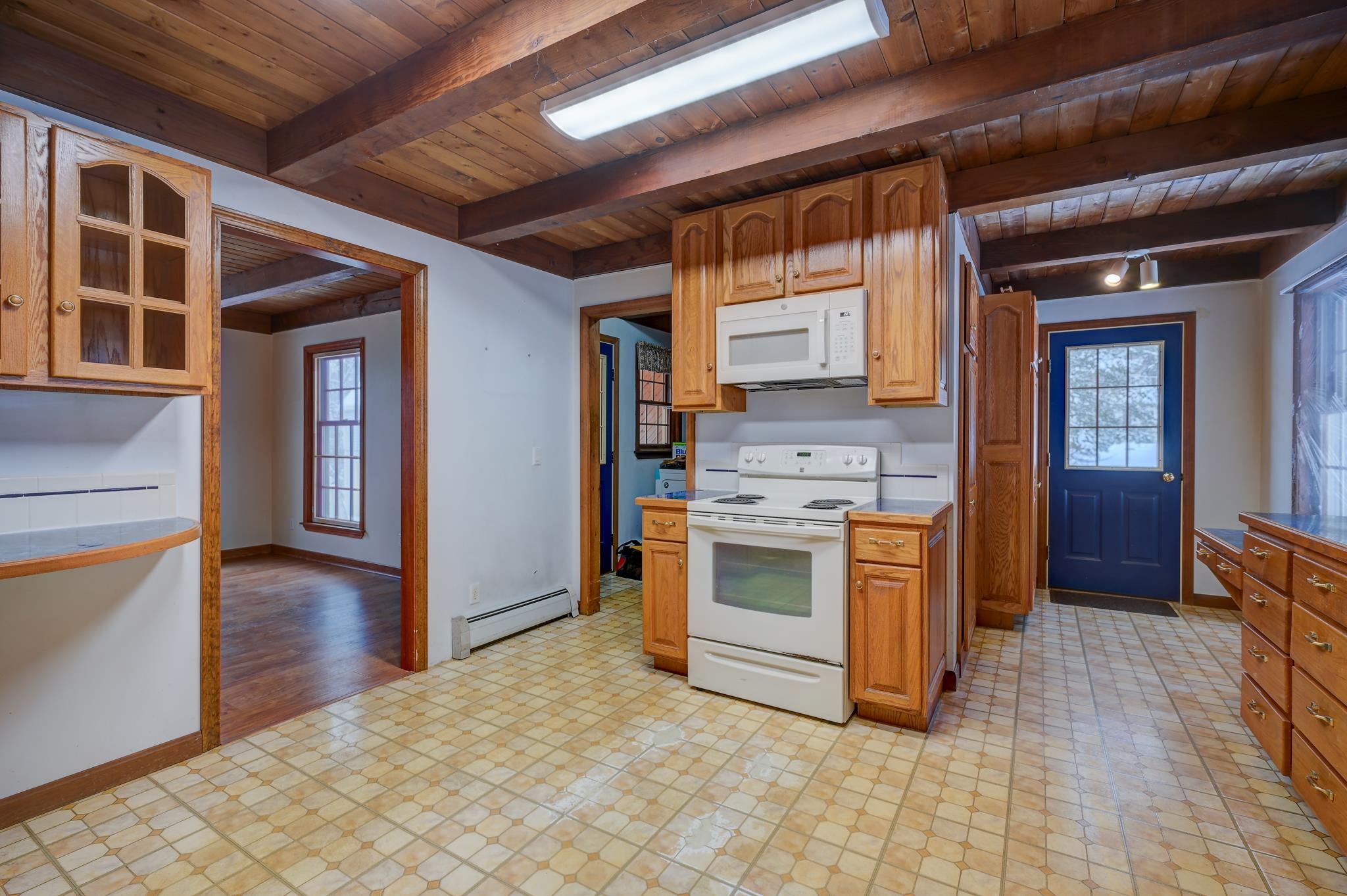 915 East Madison Road Madison, NH 03849 - Photo 9 of 39