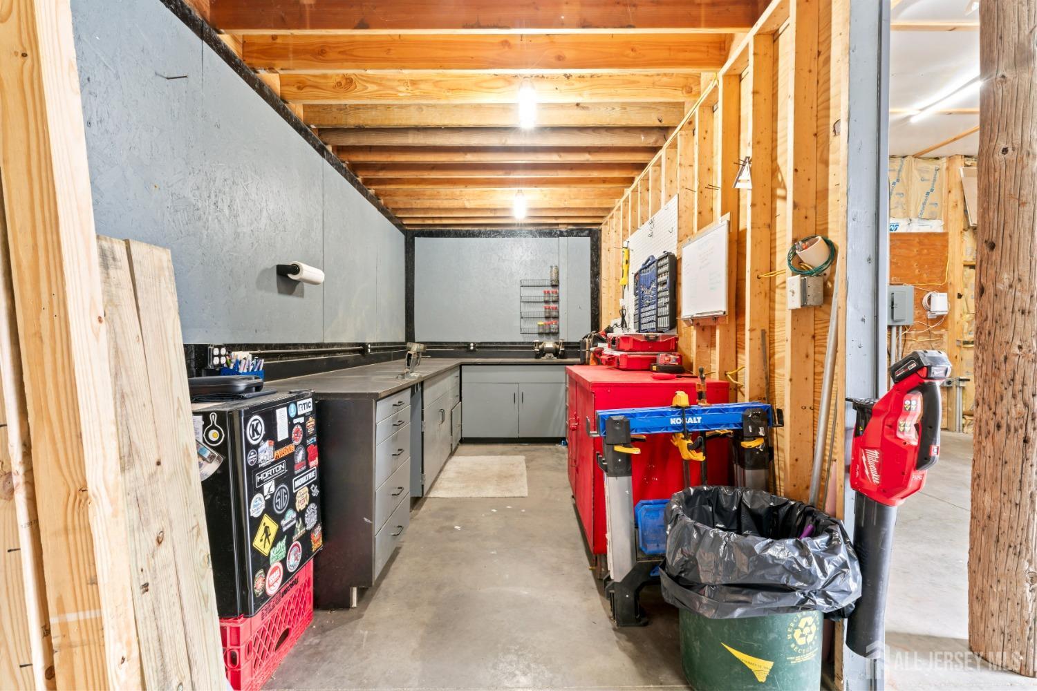 22 Greenview Road Monmouth Junction, NJ 08852 - Photo 27 of 43 Gallery Image 27