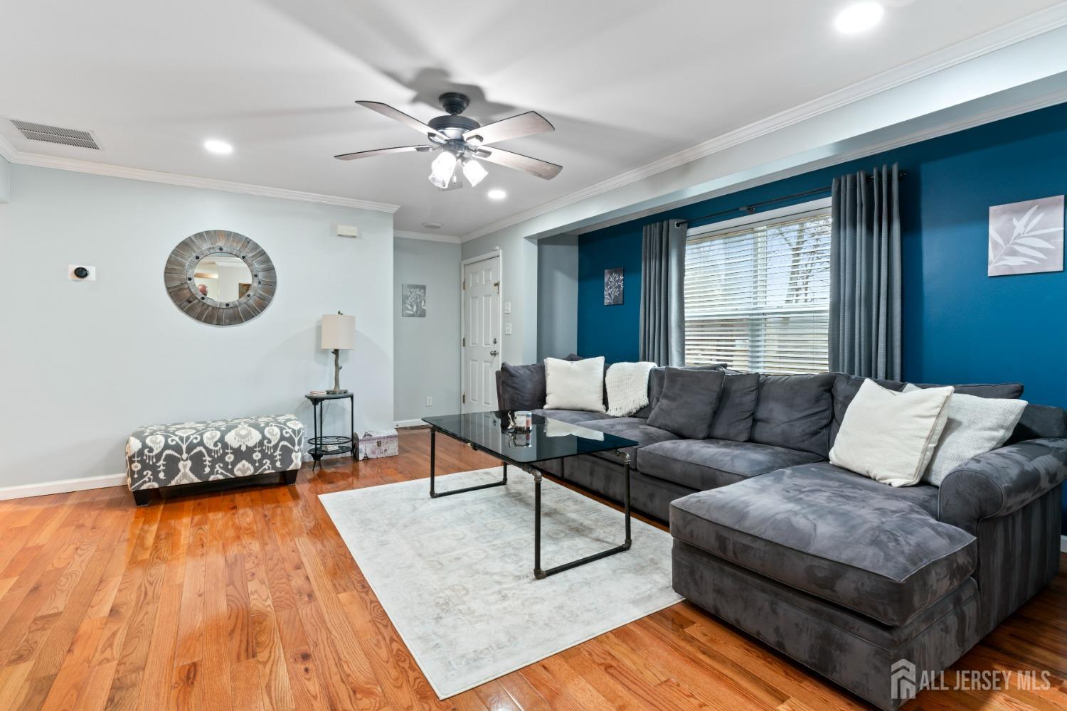 22 Greenview Road Monmouth Junction, NJ 08852 - Photo 4 of 43 Gallery Image 4
