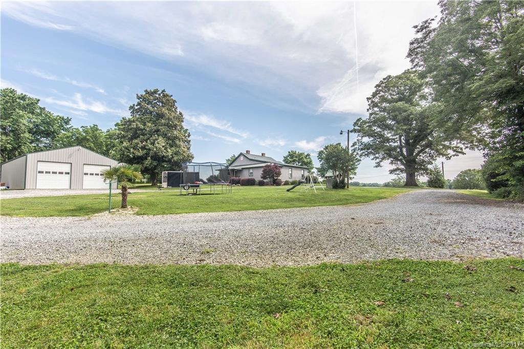 11453 Mooresville Road Davidson, NC 28036 - Photo 16 of 23 Gallery Image 16