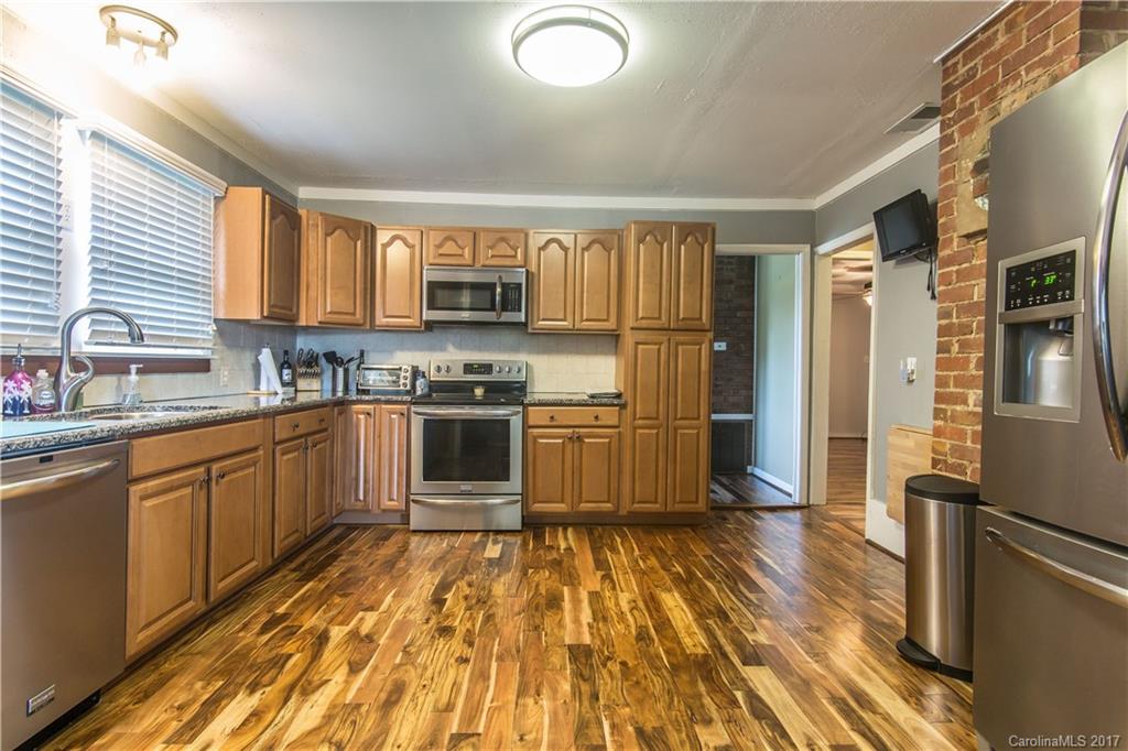 11453 Mooresville Road Davidson, NC 28036 - Photo 6 of 23 Gallery Image 6