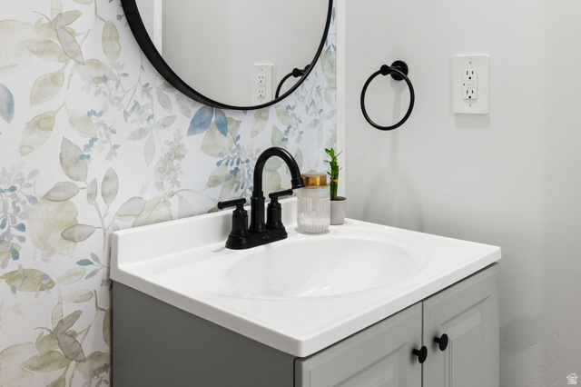 10052 Limestone Way Highland, UT 84003 - Photo 17 of 47