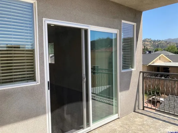 $2,995 | 10201 Mountair Avenue, Unit 103, Tujunga, CA 91042