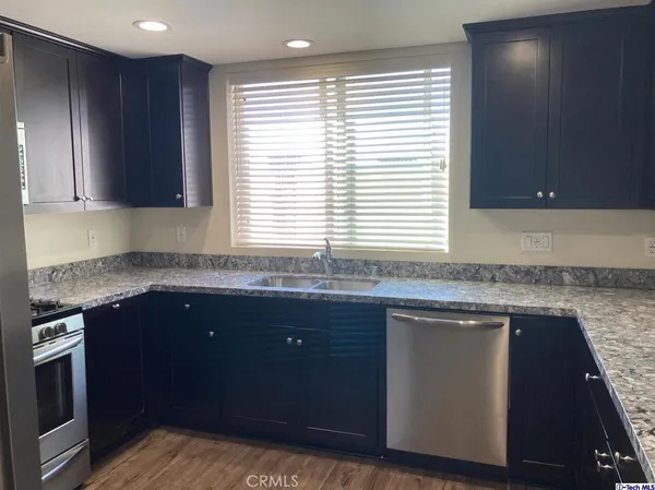 $2,995 | 10201 Mountair Avenue, Unit 103, Tujunga, CA 91042