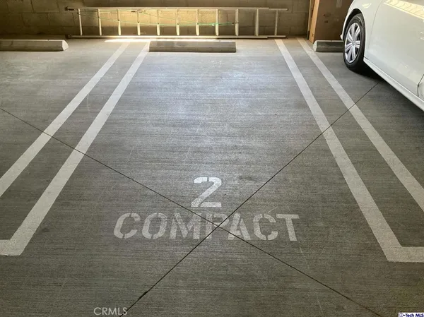 $2,995 | 10201 Mountair Avenue, Unit 103, Tujunga, CA 91042