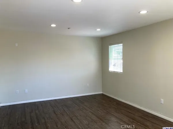 $2,995 | 10201 Mountair Avenue, Unit 103, Tujunga, CA 91042