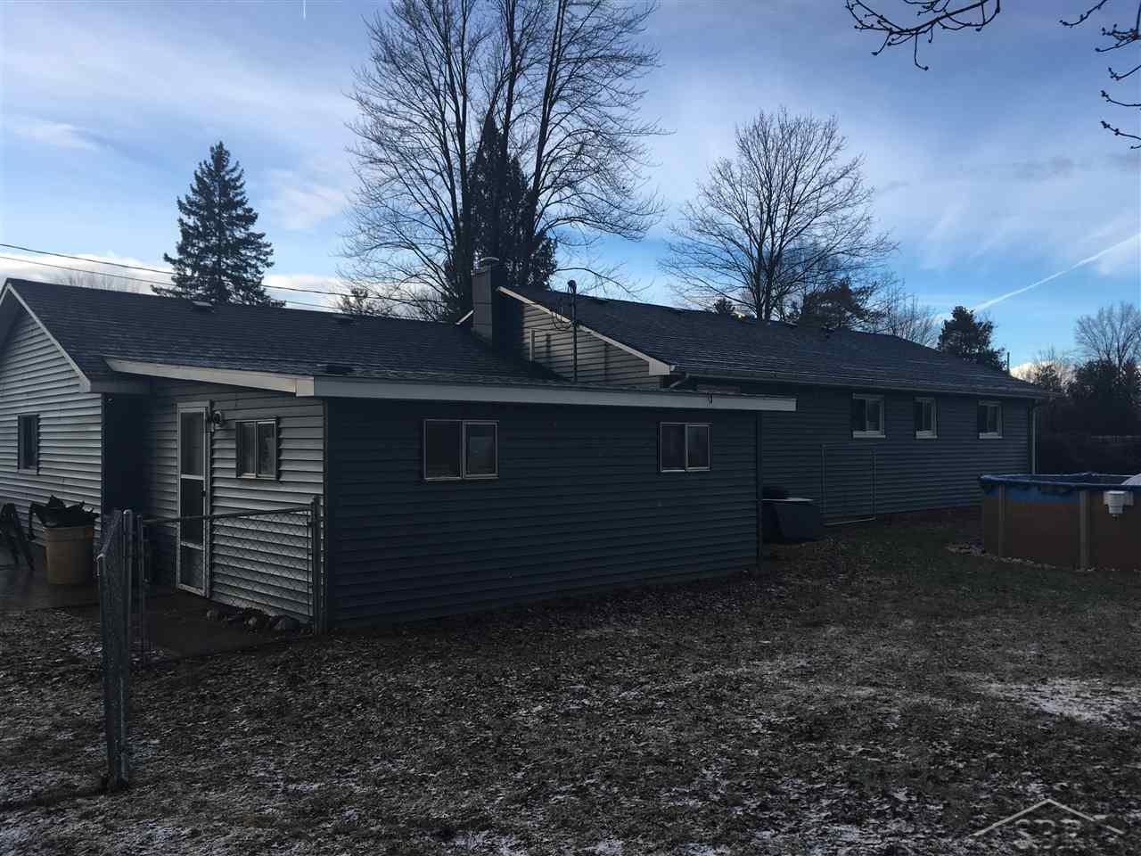 9256 Seymour Road Montrose, MI 48457 - Photo 3 of 18 Gallery Image 3