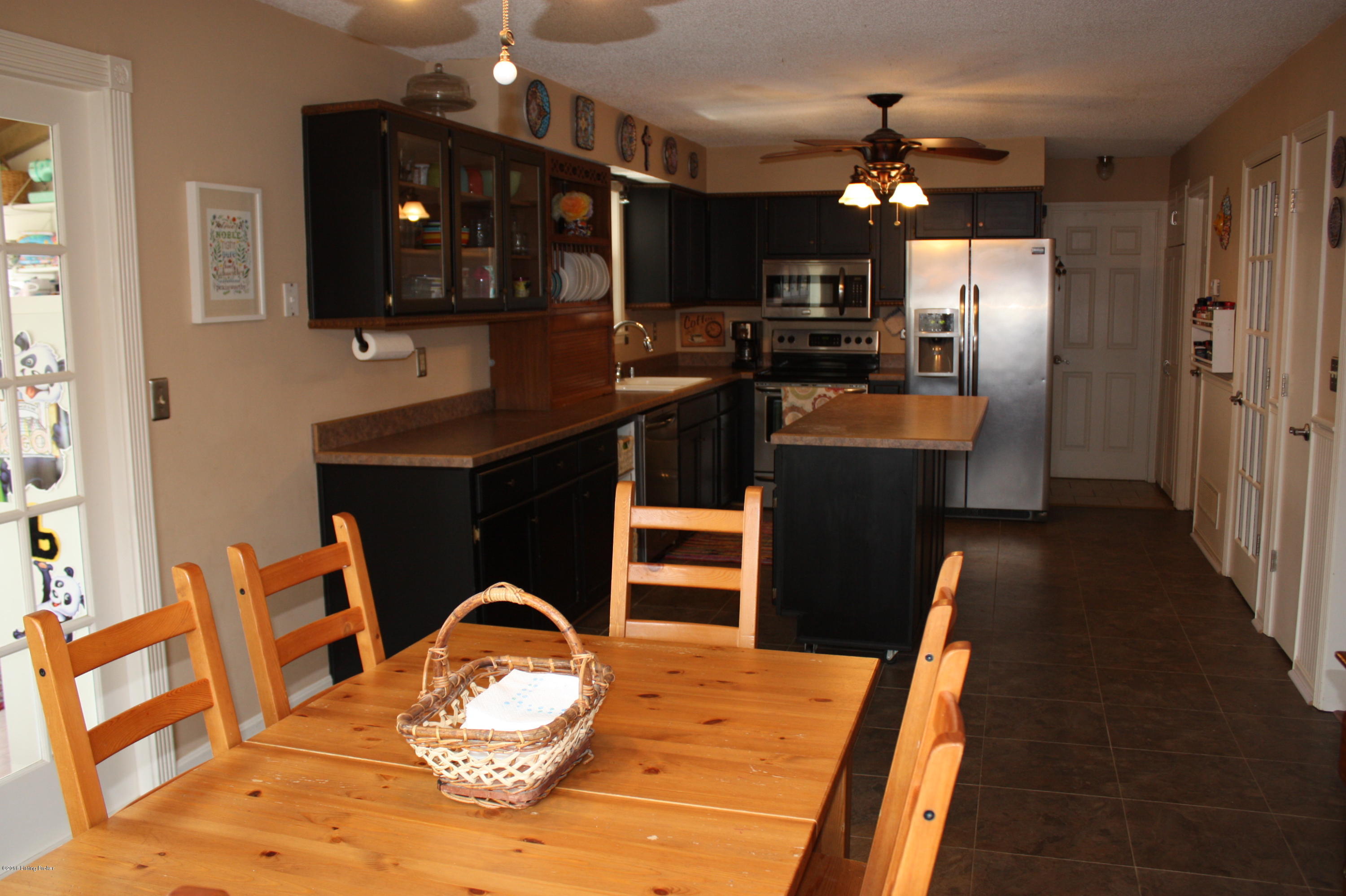 892 Rineyville School Road Rineyville, KY 40162 - Photo 6 of 16 kitchen3