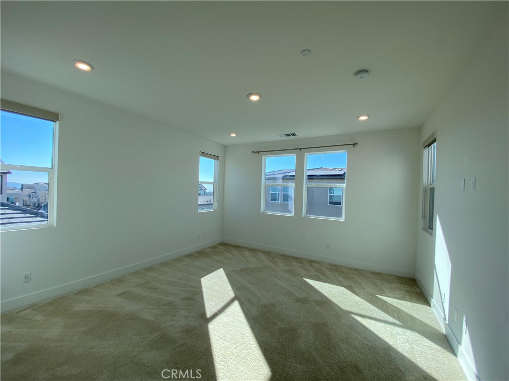 303 Tank Irvine, CA 92618 - Photo 20 of 28