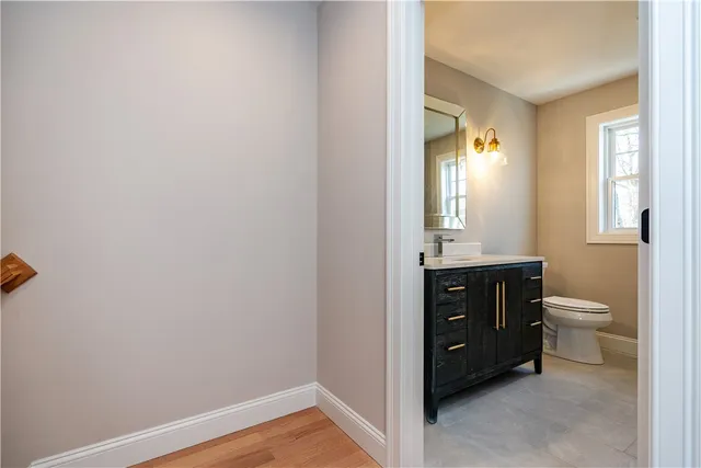 $3,250 | 1810 Kingstown Road, South Kingstown, RI 02879