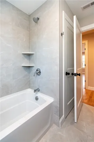 $3,250 | 1810 Kingstown Road, South Kingstown, RI 02879