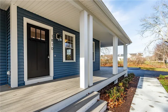 $3,250 | 1810 Kingstown Road, South Kingstown, RI 02879